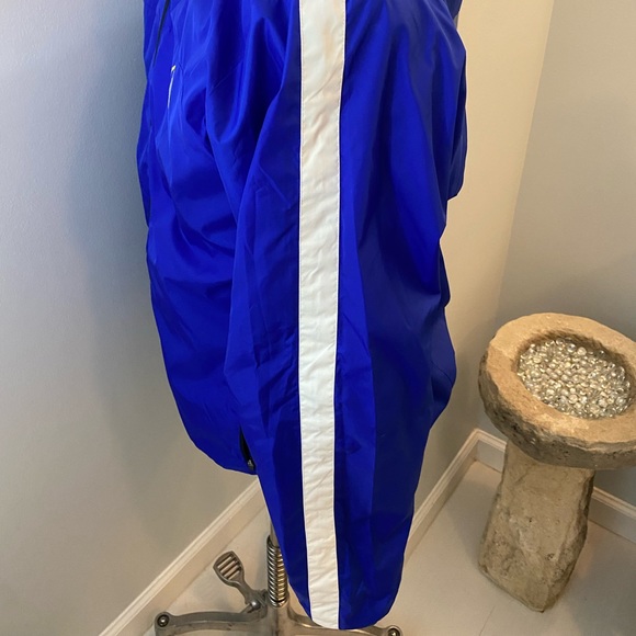 Performance Polo Sport Hooded Jacket Windbreaker LG. In great shape. - Picture 4 of 9